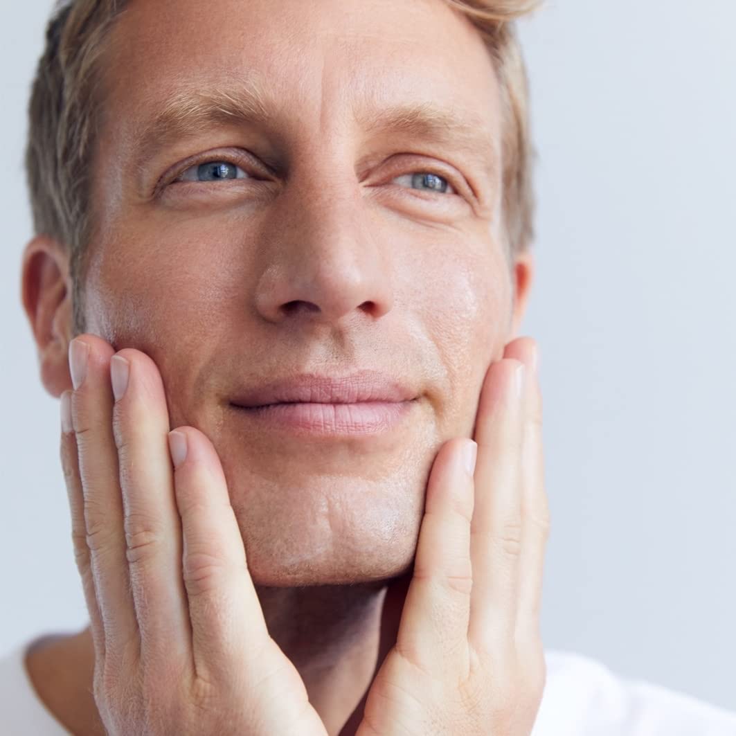 NIVEA MEN Sensitive After Shave Balsam (100 ml), beruhigendes After Shave, feuchtigkeitsspendende Hautpflege nach der Rasur mit Kamille und Vitamin E